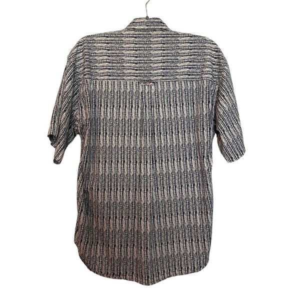 Greg Norman Collection Full Button Down Short Sleeve Shirt Sz. M - Picture 6 of 13